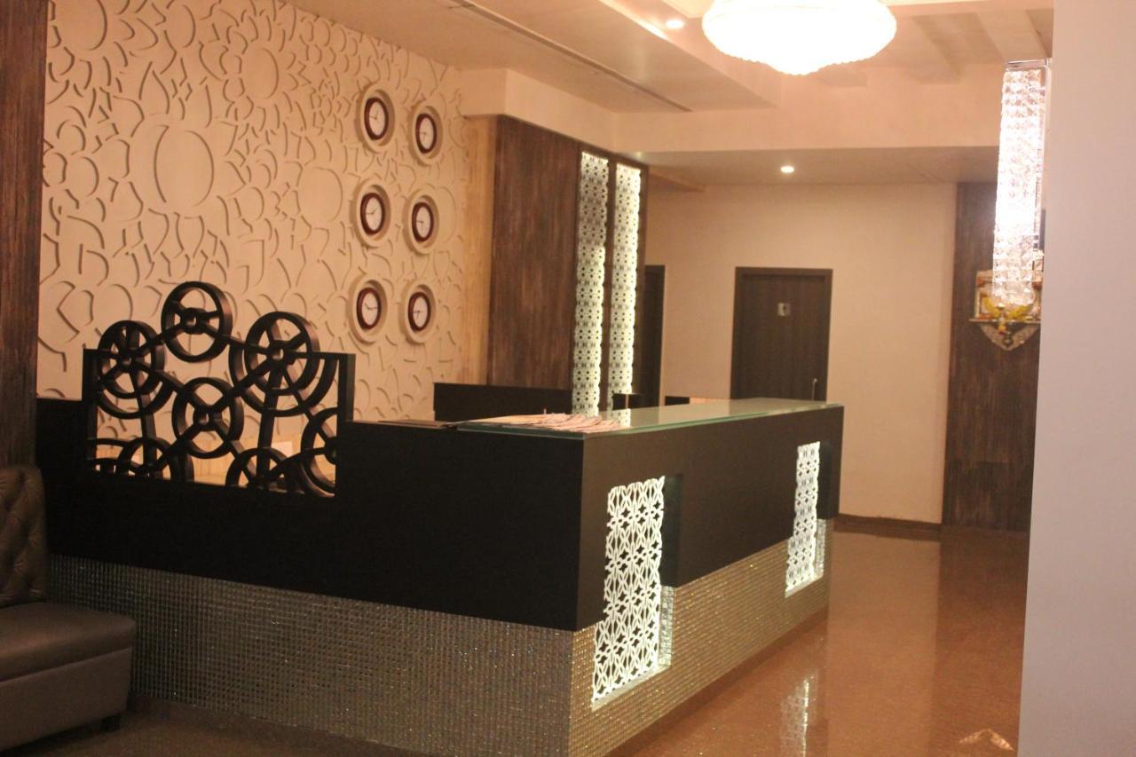 Nimantran Hotel Navi Mumbai Exterior photo